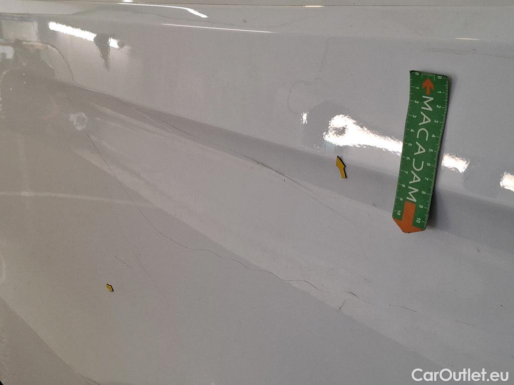  Renault  Trafic RENAULT  VU 4p Fourgon FG GCF L2H1 1300 dCi 120 #63