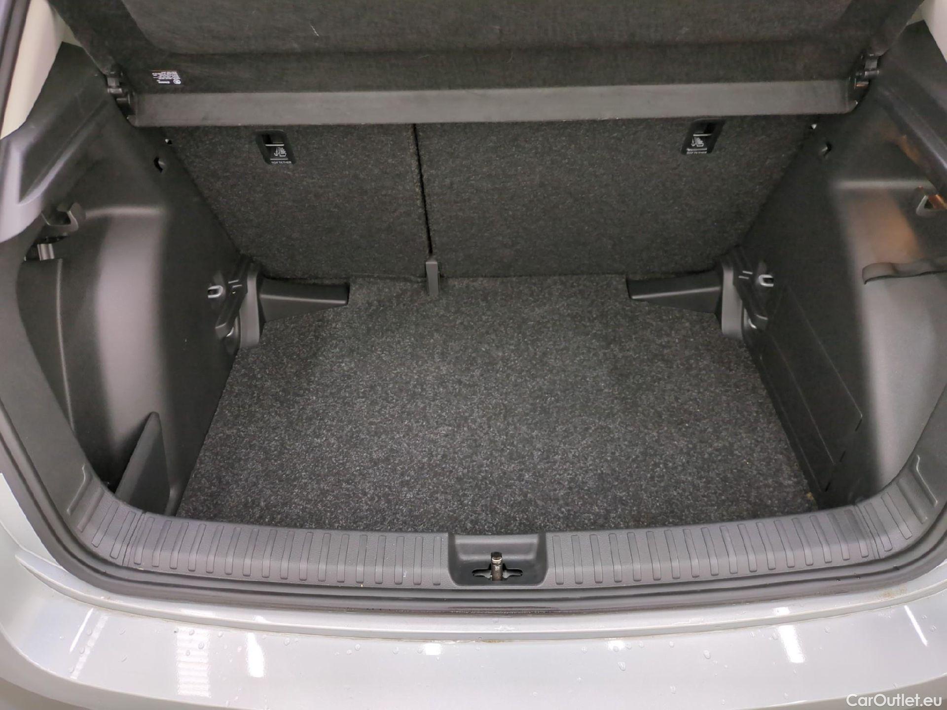  Skoda  Fabia  Ambition 1.0 MPI 80CV BVM5 E6d #1