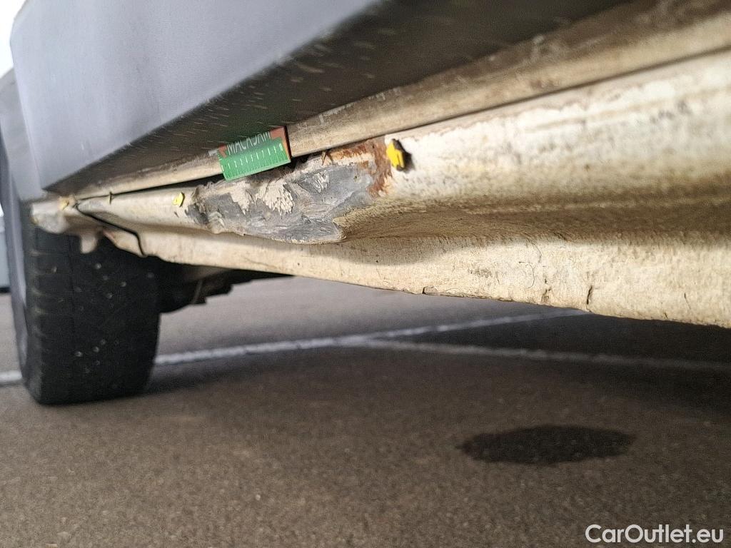  Renault  Trafic RENAULT  VU 4p Fourgon FG GCF L2H1 1300 dCi 120 #91