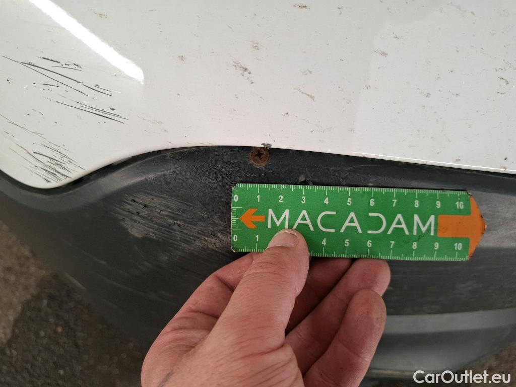  Renault  Trafic RENAULT  VU 4p Fourgon FG GCF L2H1 1300 dCi 120 #83