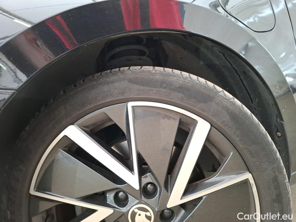  Skoda  Octavia SKODA  / 2020 / 5P / Berline 1.4 TSI PHEV iV 204 DSG6e Business #42