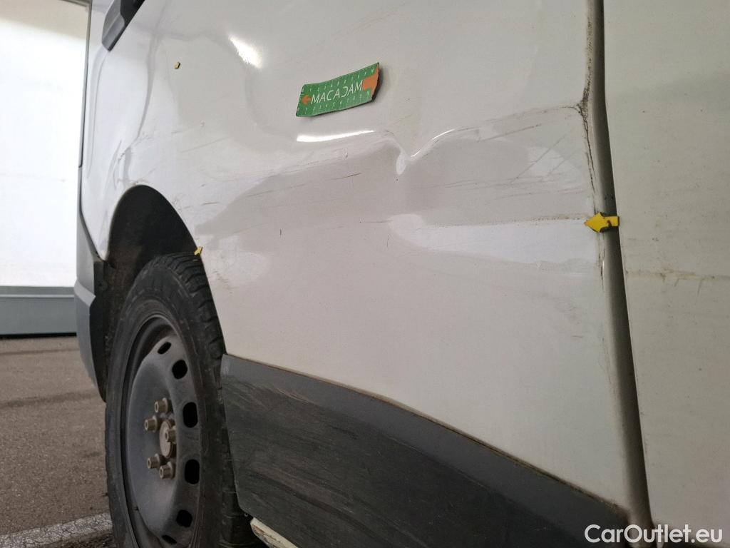  Renault  Trafic RENAULT  VU 4p Fourgon FG GCF L2H1 1300 dCi 120 #9