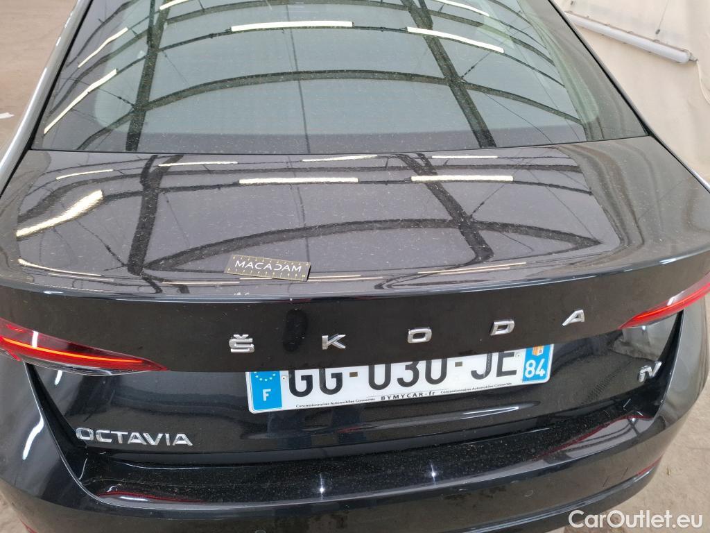  Skoda  Octavia SKODA  / 2020 / 5P / Berline 1.4 TSI PHEV iV 204 DSG6e Business #11