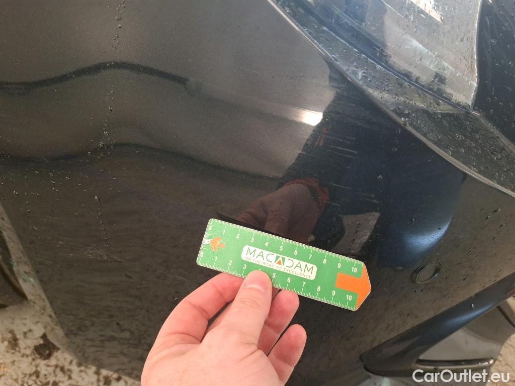  Toyota  Corolla TOYOTA  / 2018 / 5P / Berline Hybride 122h Dynamic Business Beyond Zer #31