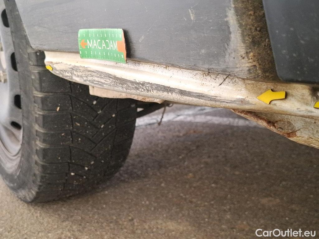  Renault  Trafic RENAULT  VU 4p Fourgon FG GCF L2H1 1300 dCi 120 #94