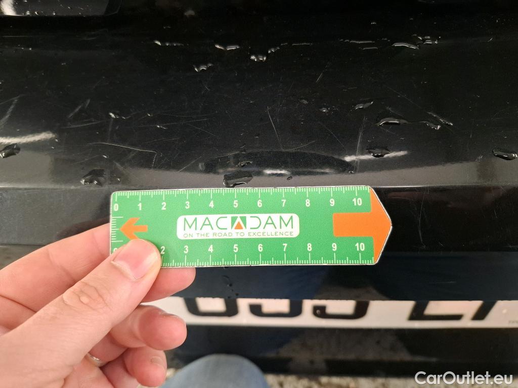  Toyota  Corolla TOYOTA  / 2018 / 5P / Berline Hybride 122h Dynamic Business Beyond Zer #9