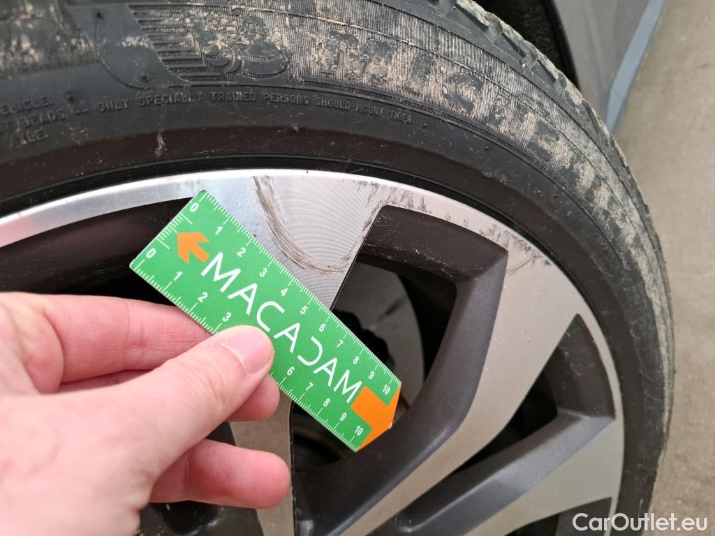  Renault  Megane RENAULT Mégane Berline 5p Berline Intens TCe 140 EDC FAP #9