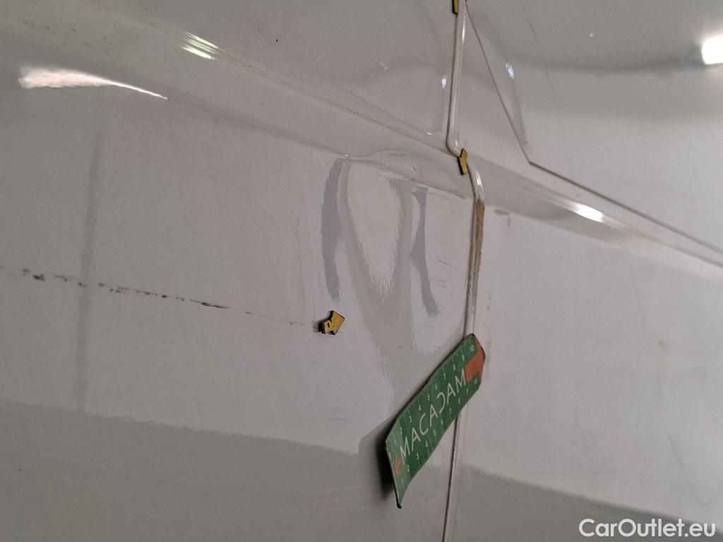  Renault  Trafic RENAULT  VU 4p Fourgon FG GCF L2H1 1300 dCi 120 #73