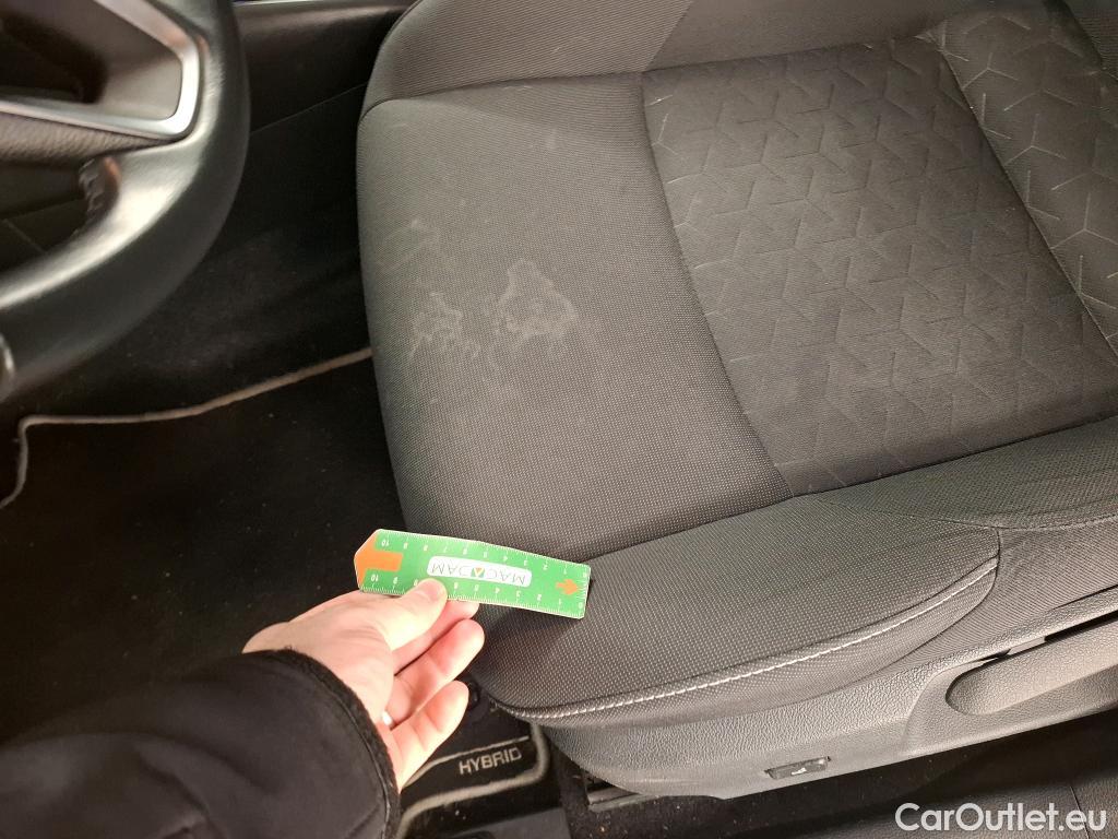  Toyota  Corolla TOYOTA  / 2018 / 5P / Berline Hybride 122h Dynamic Business Beyond Zer #27