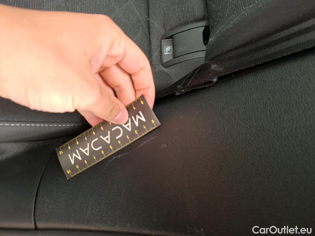  Volkswagen  Golf  VOLKSWAGEN  2020  5P  Berline 10 eTSI OPF 110 DSG7 Life Business #7