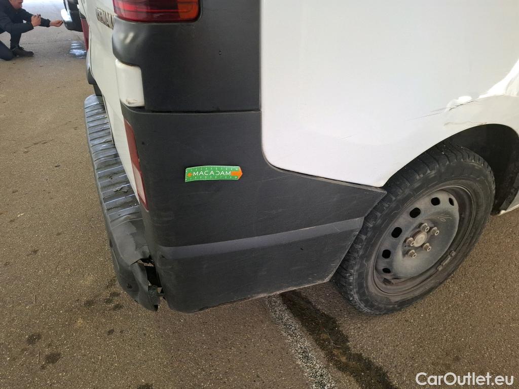  Renault  Trafic RENAULT  VU 4p Fourgon FG GCF L2H1 1300 dCi 120 #203