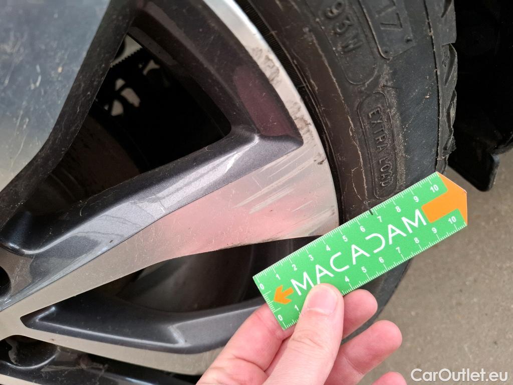  Renault  Megane RENAULT Mégane Berline 5p Berline Intens TCe 140 EDC FAP #19