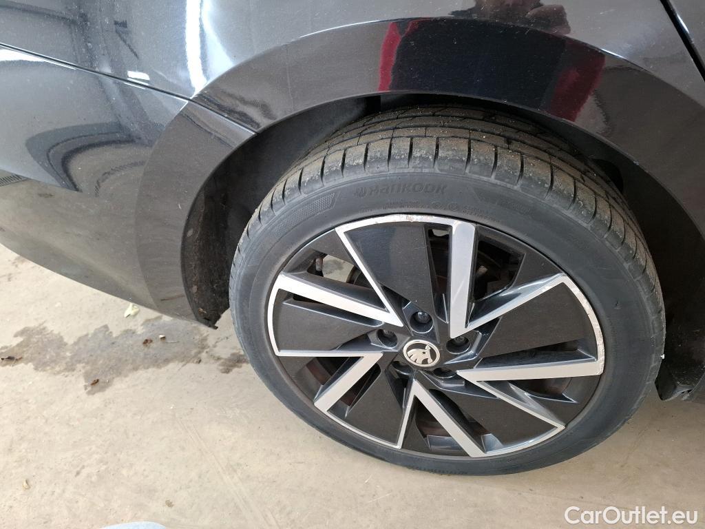  Skoda  Octavia SKODA  / 2020 / 5P / Berline 1.4 TSI PHEV iV 204 DSG6e Business #31