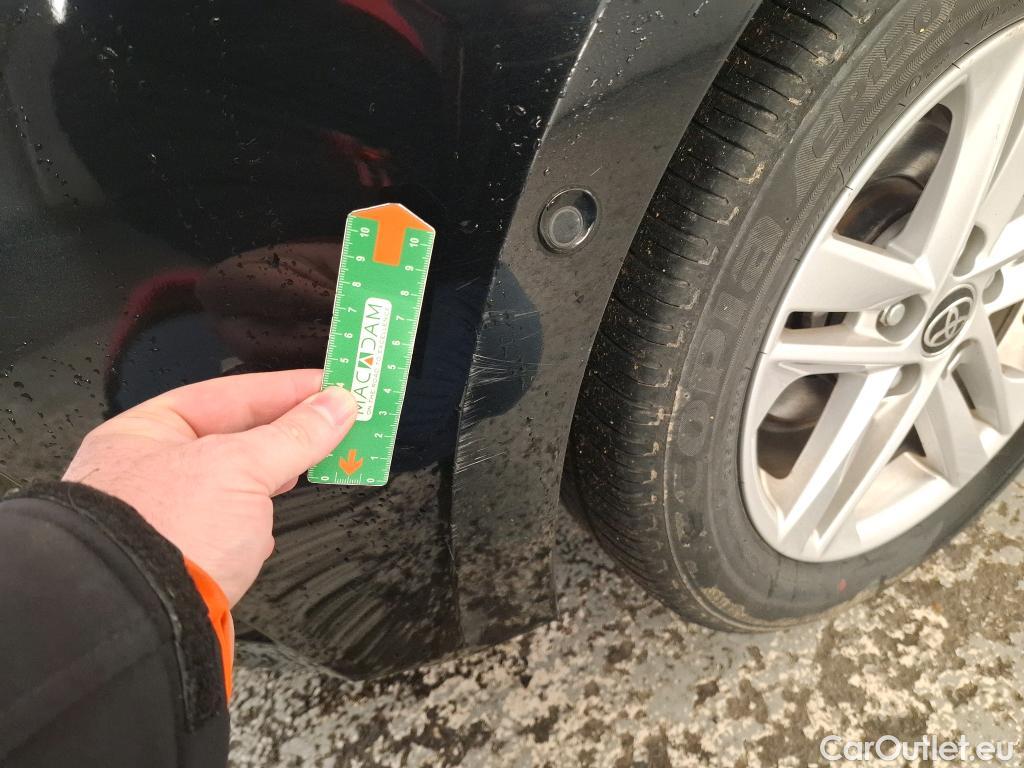  Toyota  Corolla TOYOTA  / 2018 / 5P / Berline Hybride 122h Dynamic Business Beyond Zer #12