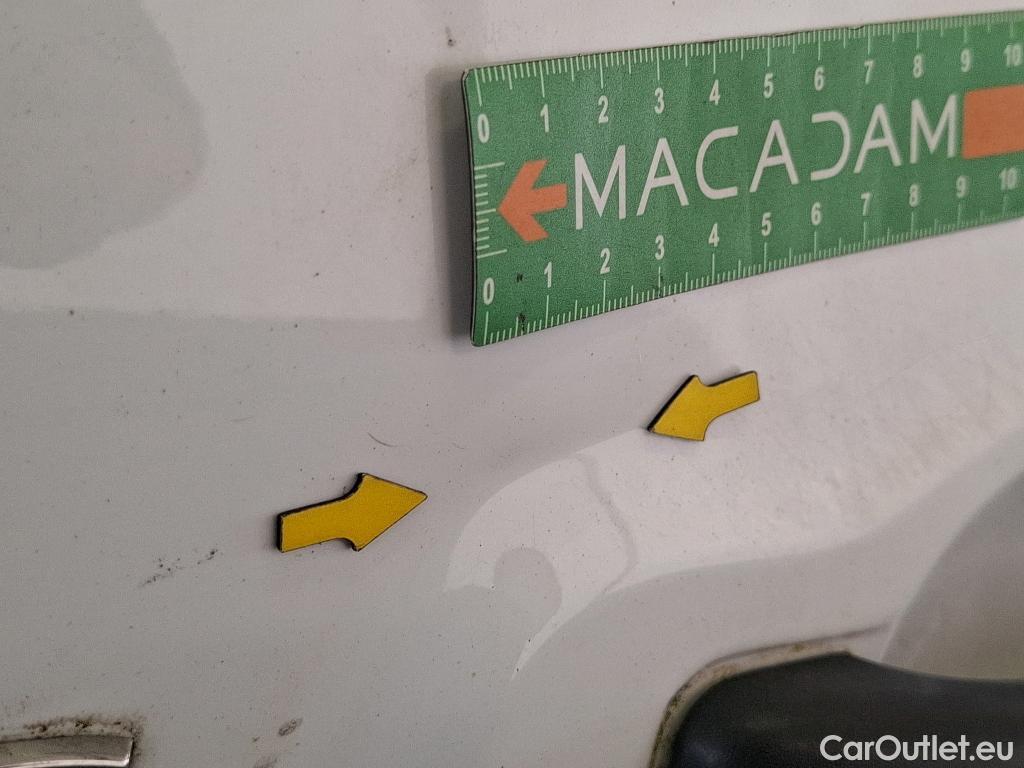  Renault  Trafic RENAULT  VU 4p Fourgon FG GCF L2H1 1300 dCi 120 #34