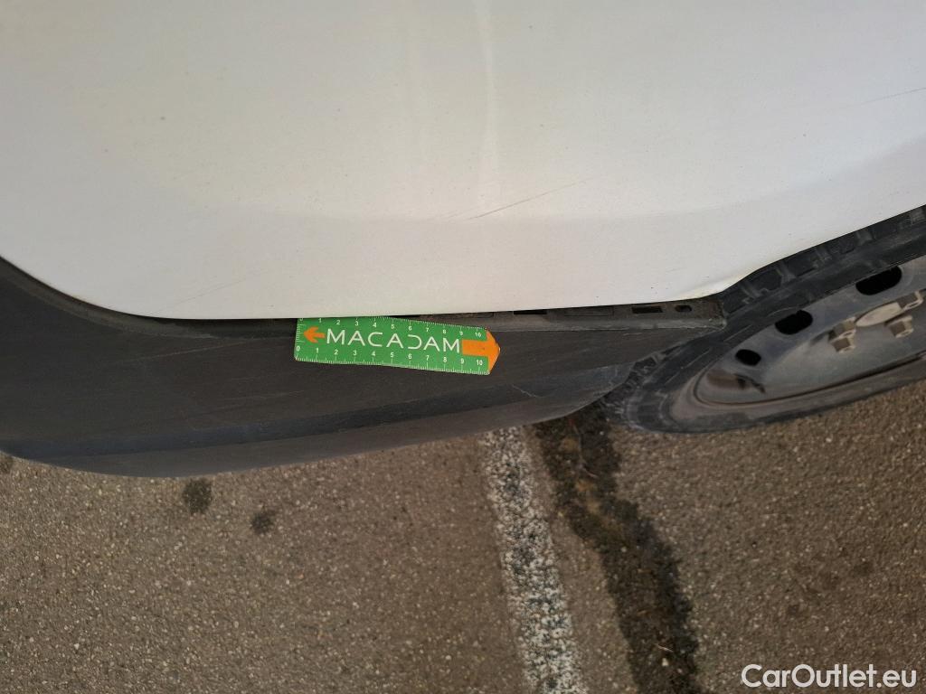  Renault  Trafic RENAULT  VU 4p Fourgon FG GCF L2H1 1300 dCi 120 #204