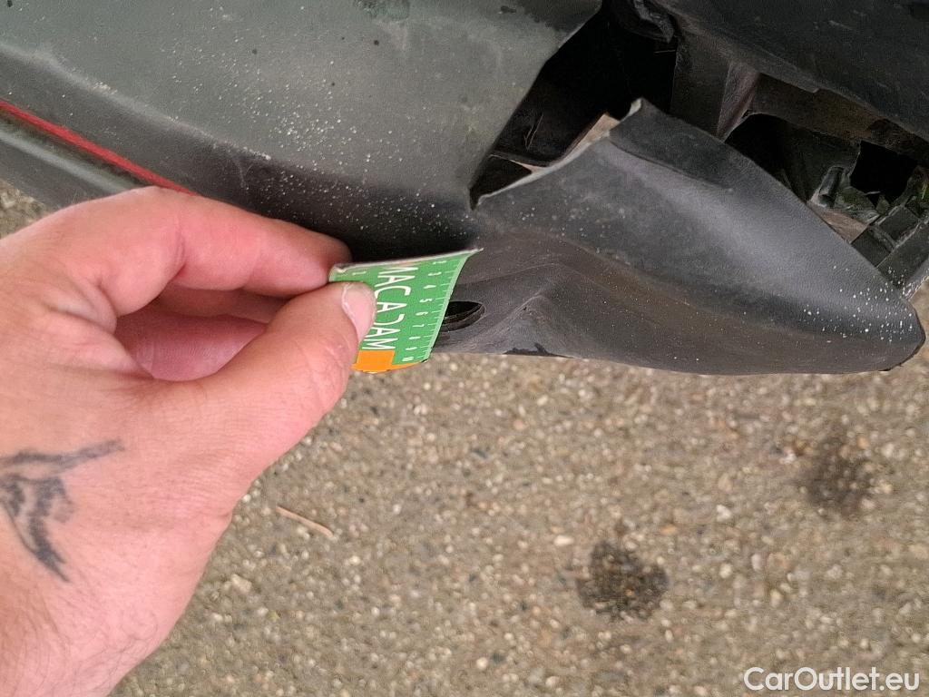  Renault  Trafic RENAULT  VU 4p Fourgon FG GCF L2H1 1300 dCi 120 #136