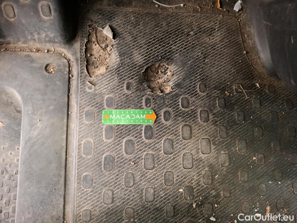  Renault  Trafic RENAULT  VU 4p Fourgon FG GCF L2H1 1300 dCi 120 #85