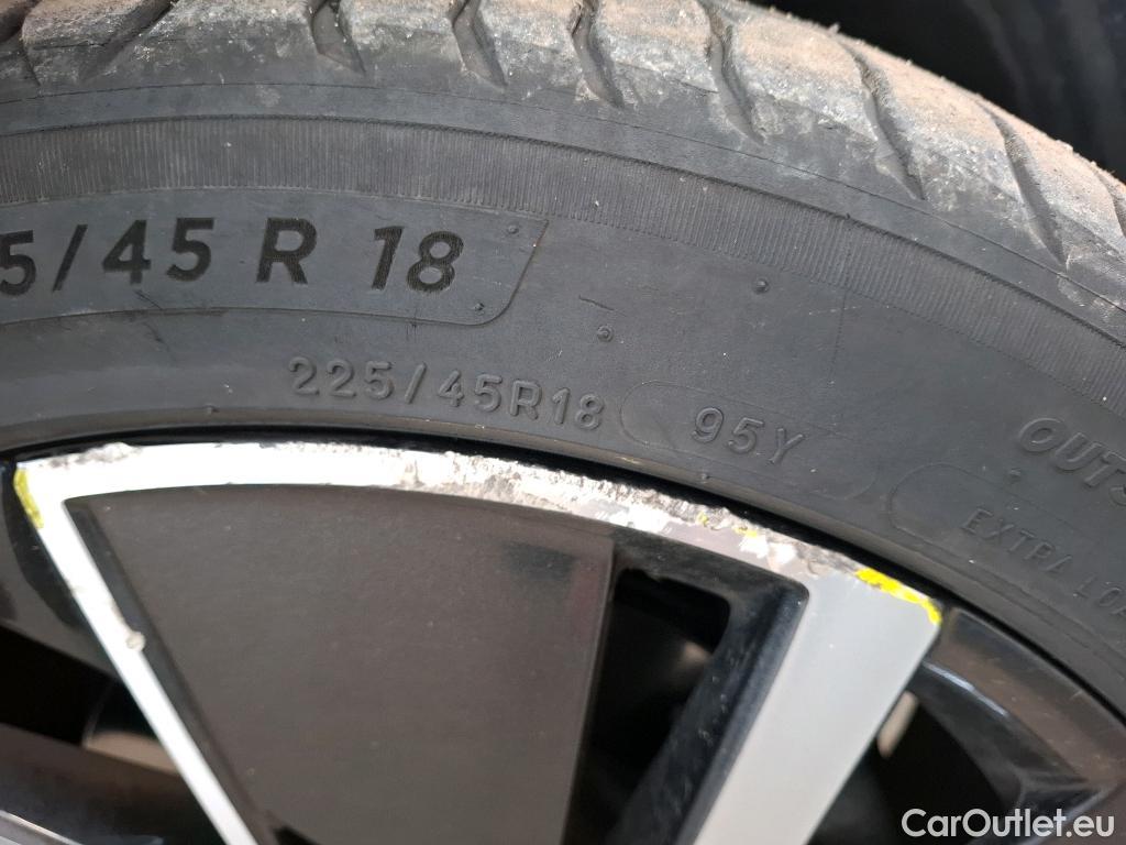  Skoda  Octavia SKODA  / 2020 / 5P / Berline 1.4 TSI PHEV iV 204 DSG6e Business #20