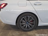  Bmw  Serie 3 BMW  / 2018 / 4P / BERLINA 330E MSPORT AUT. #65