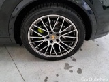  Porsche  Cayenne PORSCHE  COUPE / 2019 / 5P / SUV 3.0 V6 E-HYBRID PLATINUM EDITION #18
