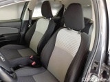  Toyota  Yaris TOYOTA  / 2017 / 5P / BERLINA 1.5 HYBRID BUSINESS #11
