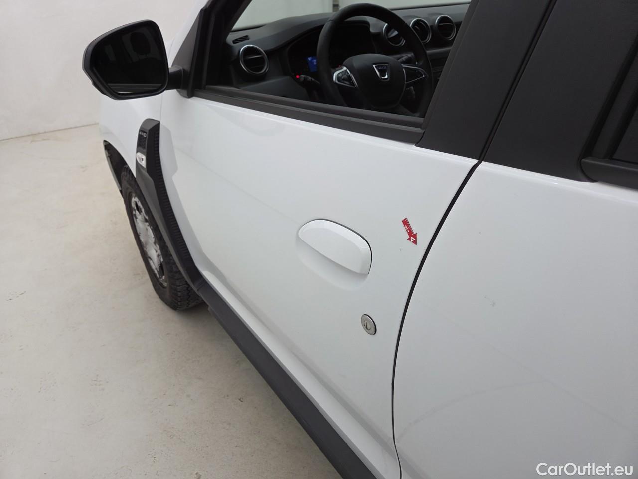  Dacia  Duster 1.5 Blue dCi 115CP Comfort 4WD #4