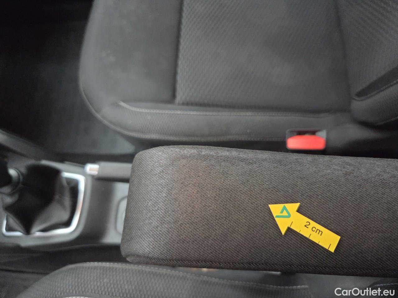  Dacia  Duster 1.5 Blue dCi 115CP Comfort 4WD #60