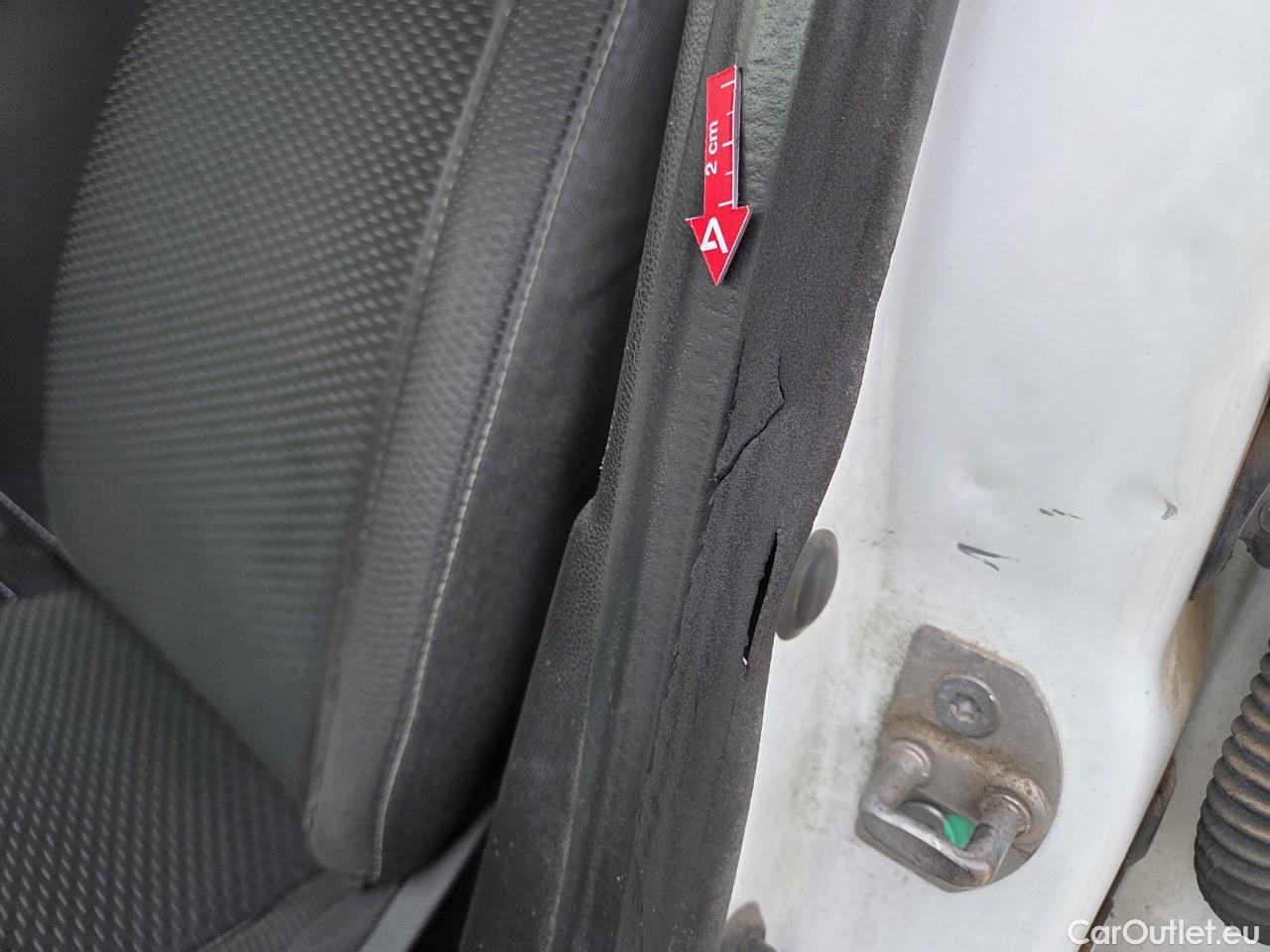  Dacia  Duster 1.5 Blue dCi 115CP Comfort 4WD #4