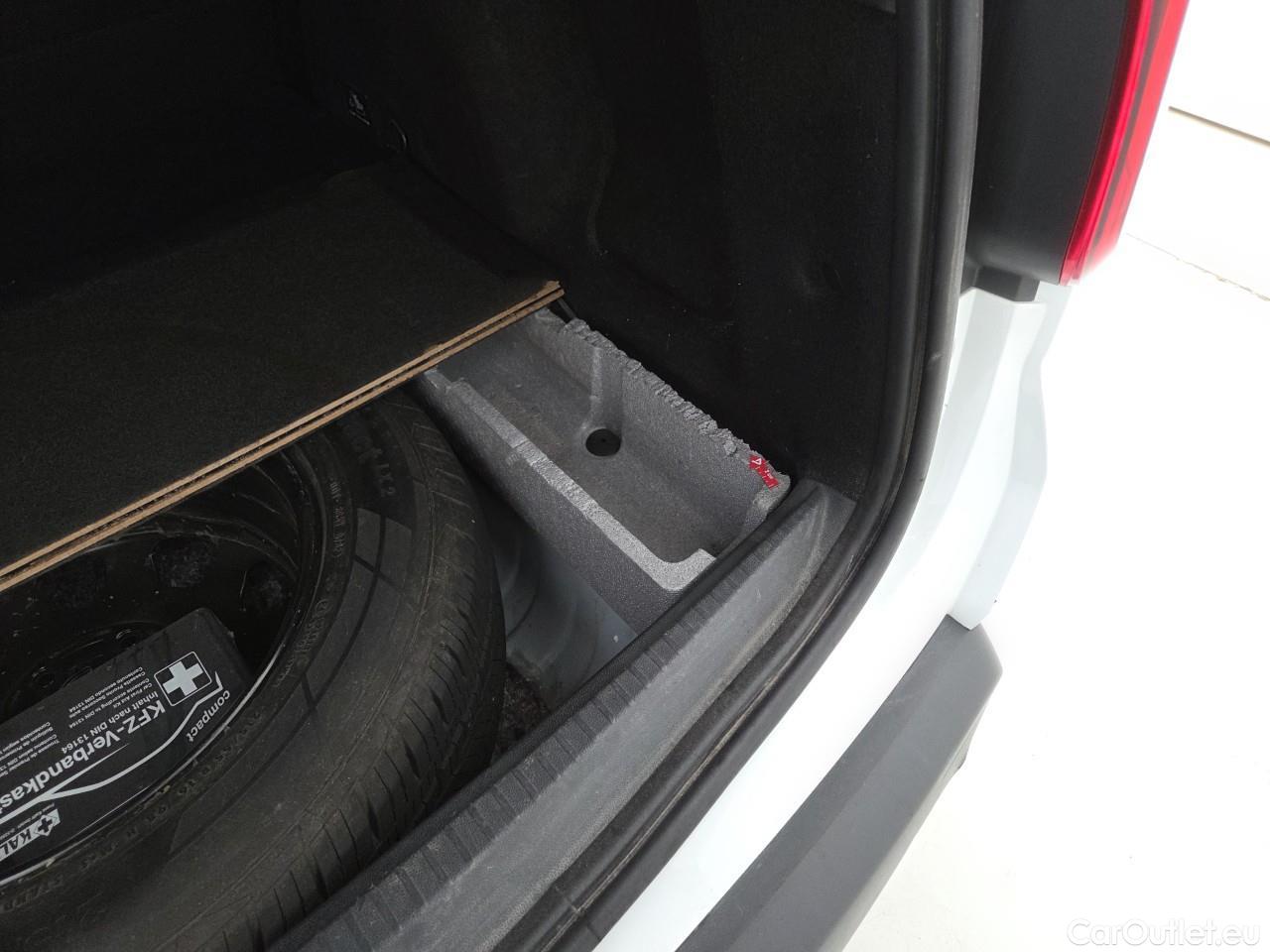  Dacia  Duster 1.5 Blue dCi 115CP Comfort 4WD #57