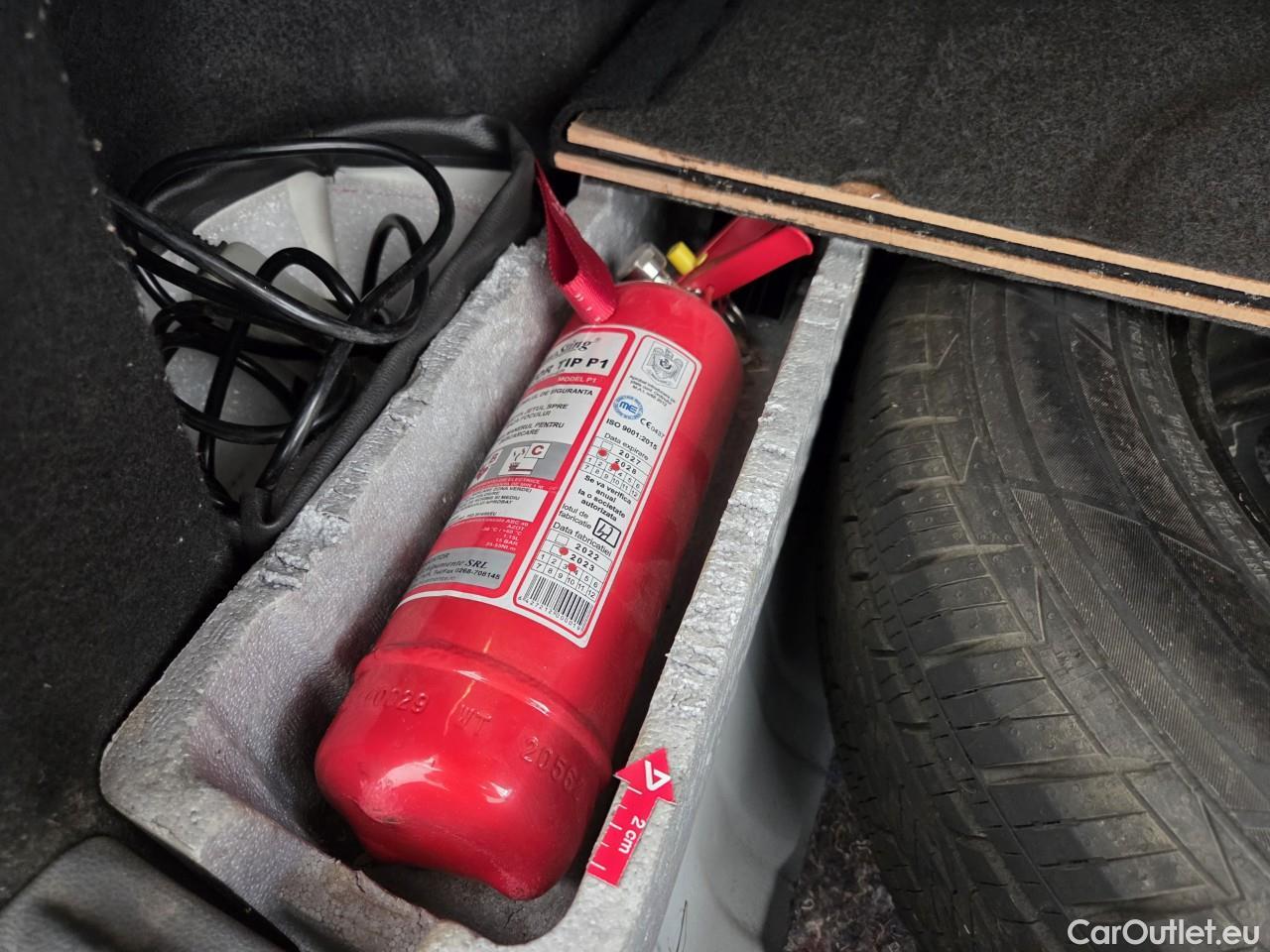  Dacia  Duster 1.5 Blue dCi 115CP Comfort 4WD #60