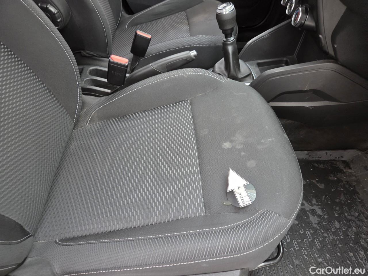  Dacia  Duster 1.5 Blue dCi 115CP Comfort 4WD #51