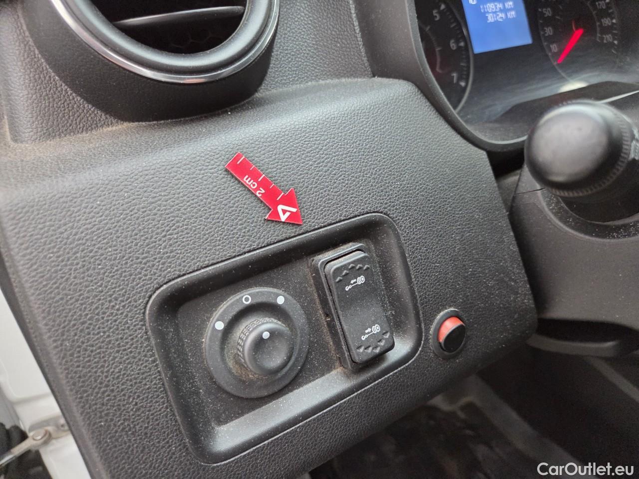  Dacia  Duster 1.5 Blue dCi 115CP Comfort 4WD #43