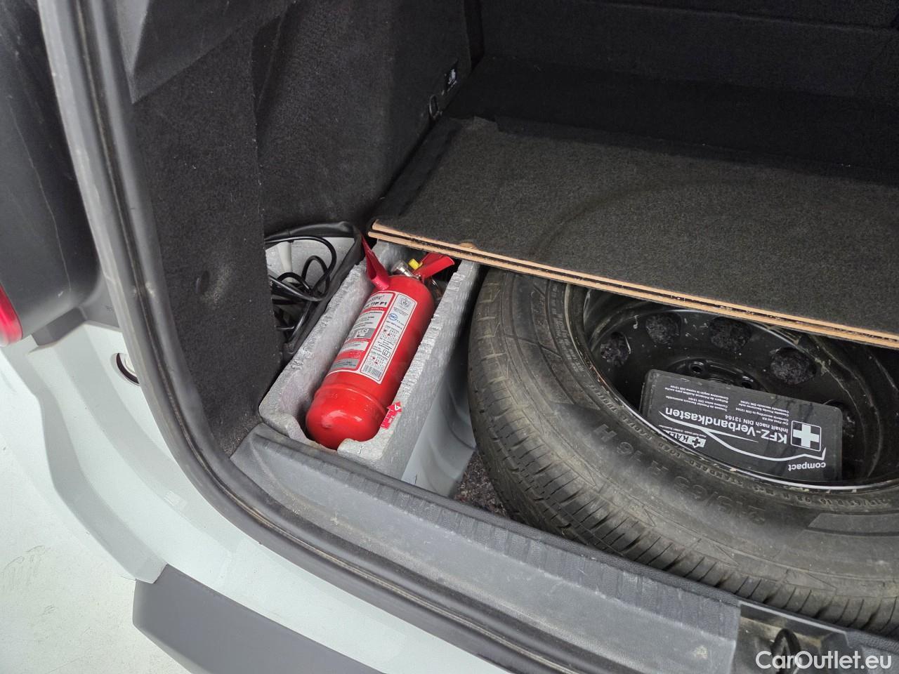  Dacia  Duster 1.5 Blue dCi 115CP Comfort 4WD #59