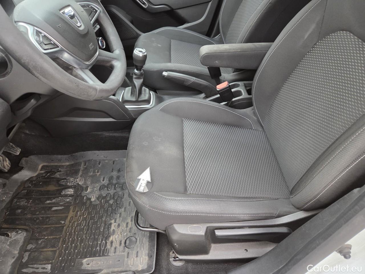  Dacia  Duster 1.5 Blue dCi 115CP Comfort 4WD #38