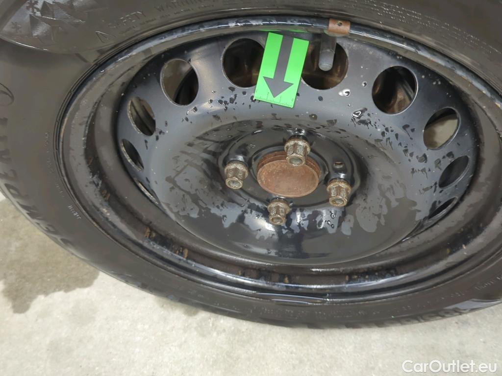  Dacia  Logan 1.0 TCe 90CP Essential #32