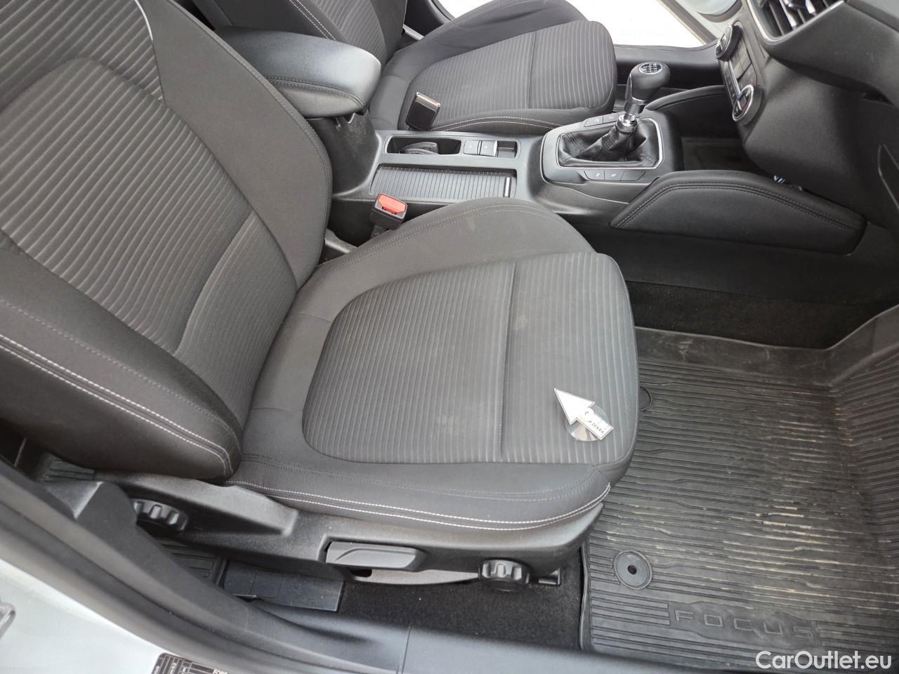  Ford  Focus 1.5 EcoBlue 120CP Titanium #39