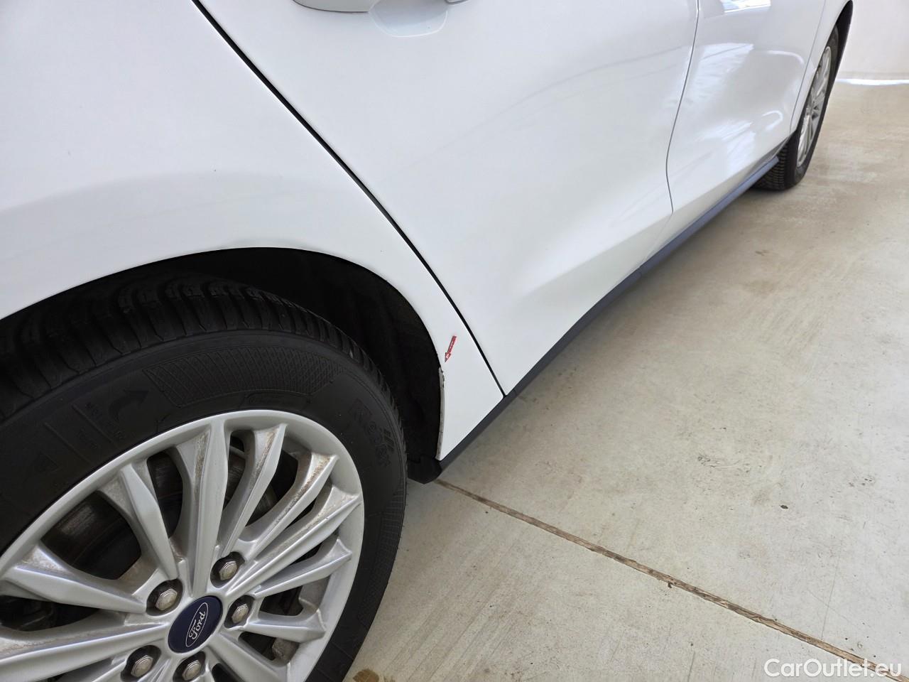  Ford  Focus 1.5 EcoBlue 120CP Titanium #30