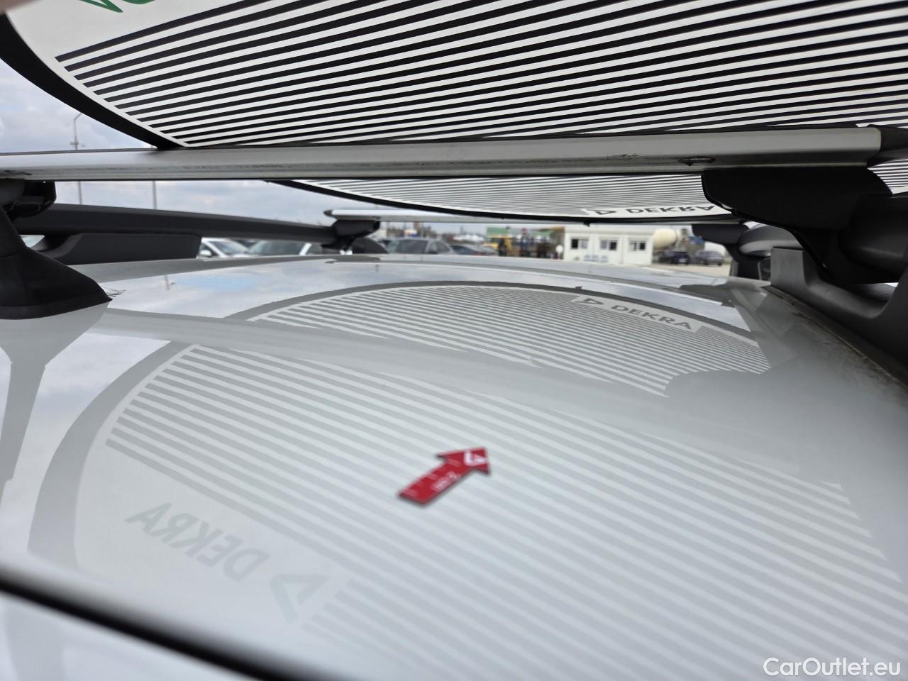  Dacia  Duster 1.5 Blue dCi 115CP Comfort 4WD #52