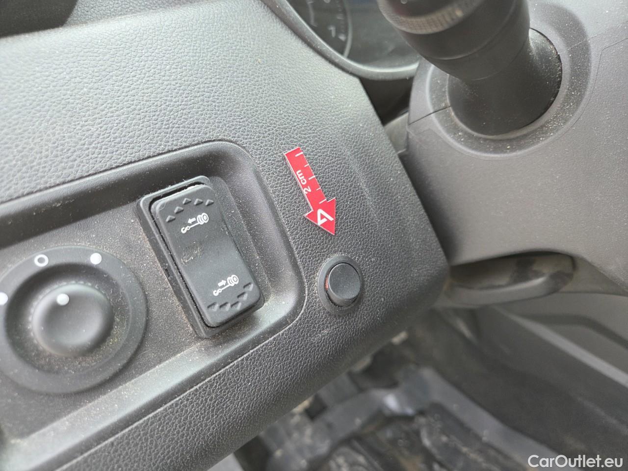  Dacia  Duster 1.5 Blue dCi 115CP Comfort 4WD #59