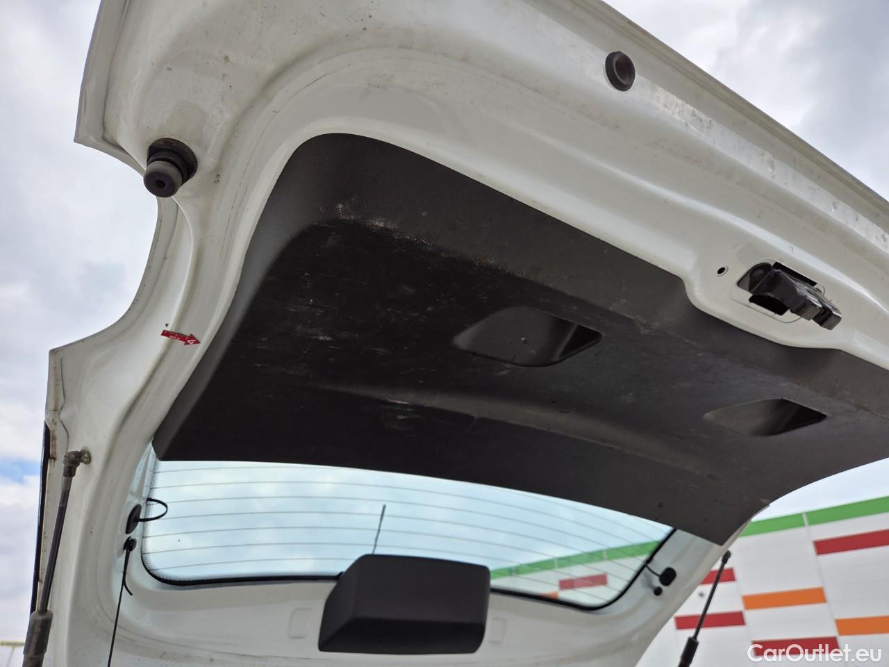  Dacia  Duster 1.5 Blue dCi 115CP Comfort 4WD #92