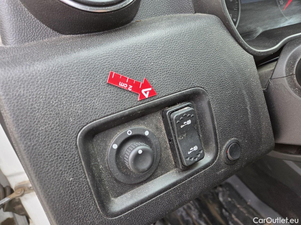  Dacia  Duster 1.5 Blue dCi 115CP Comfort 4WD #57