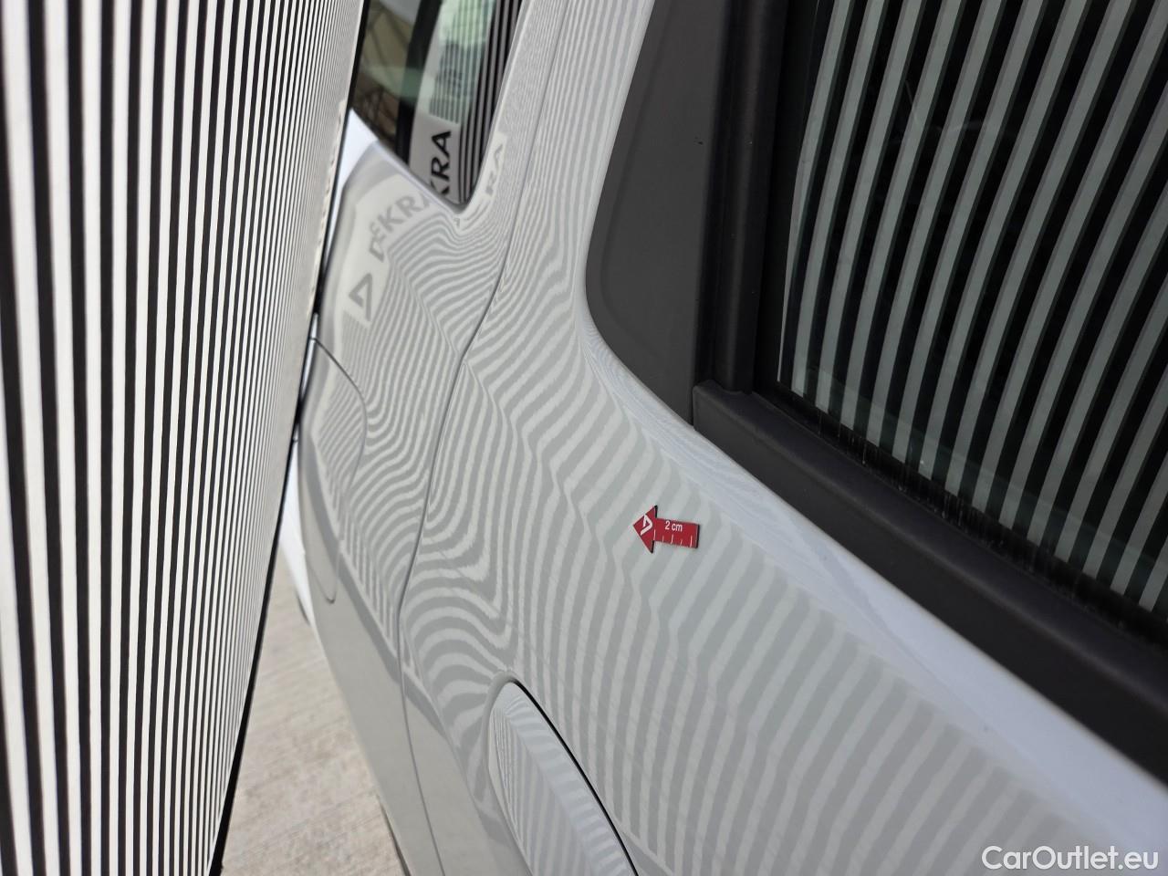  Dacia  Duster 1.5 Blue dCi 115CP Comfort 4WD #39