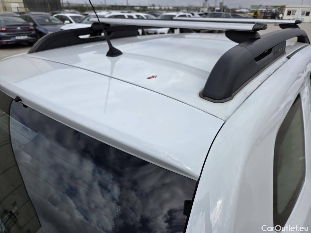  Dacia  Duster 1.5 Blue dCi 115CP Comfort 4WD #50