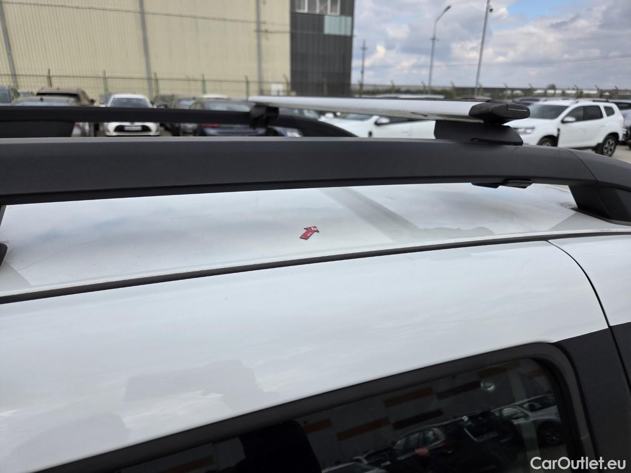  Dacia  Duster 1.5 Blue dCi 115CP Comfort 4WD #51