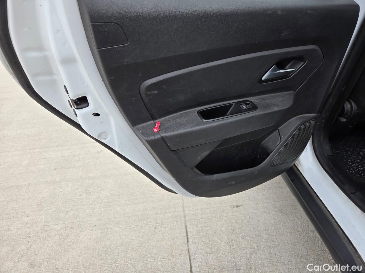  Dacia  Duster 1.5 Blue dCi 115CP Comfort 4WD #74