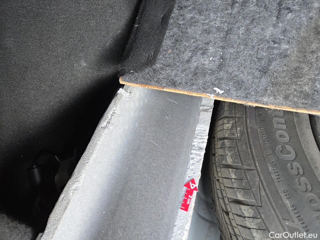  Dacia  Duster 1.5 Blue dCi 115CP Comfort 4WD #89