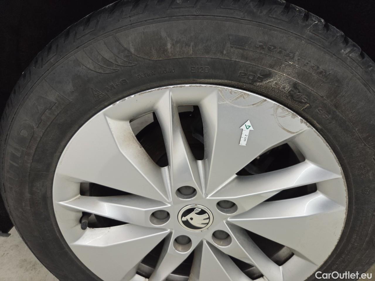  Skoda  Octavia 2.0 TDI 115CP Ambition Combi #25