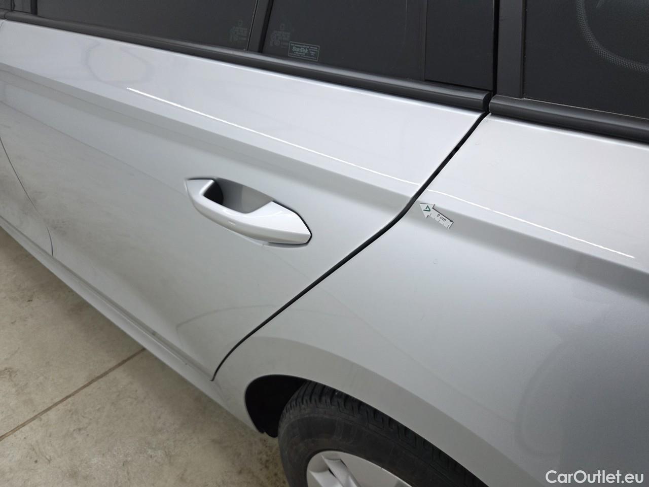  Skoda  Octavia 2.0 TDI 115CP Ambition Combi #31