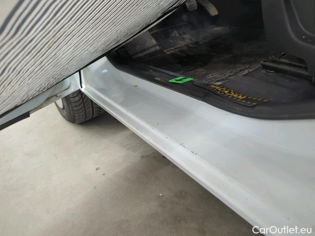  Renault  EXPRESS 1.5 Blue dCi 95CP Confort #32